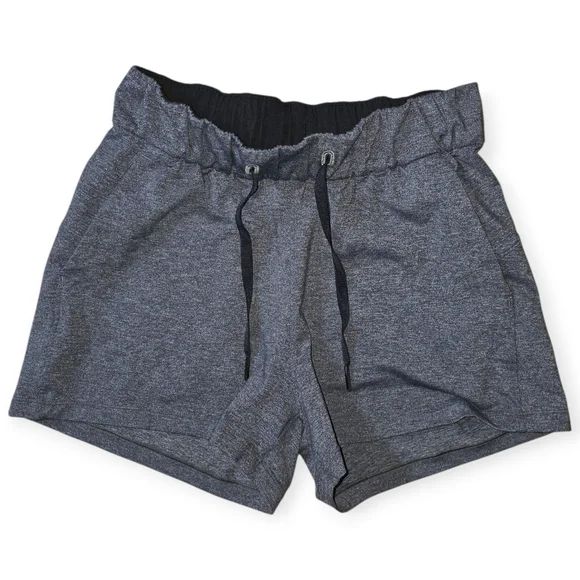 ❤️Lululemon Athletica Gray Shorts☆ - Picture 1 of 2